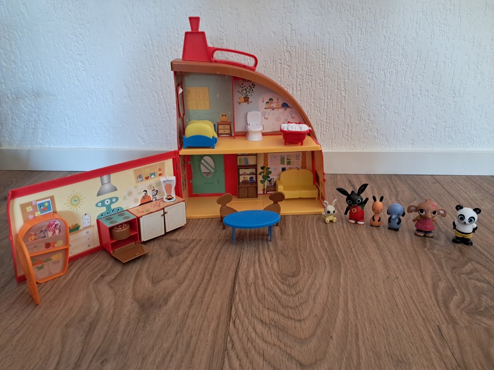 Bing's poppen huis inclusief poppetjes, Ophalen, Poppenhuis