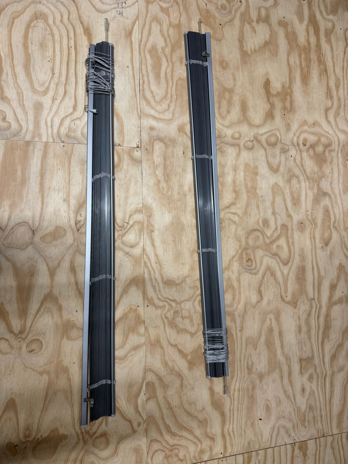 Luxaflex Jaloezieën - Grijs, 170cm hoog, Jaloezie, Gebruikt, Metaal, Ophalen of Verzenden
