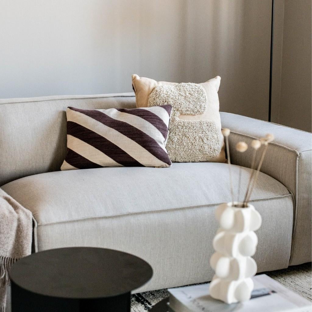 Beige bank | 4-zits | 280 cm | Rechte bank | NIEUW, Ophalen, 250 tot 300 cm, Modern / Scandinavisch / Japandi, Nieuw