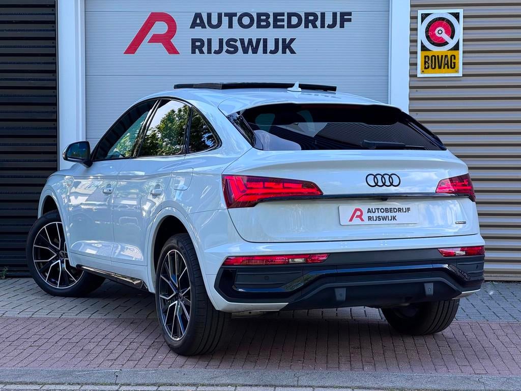 Audi Q5 Sportback 55 TFSI e S edition Competition Pano/B&O/K, Auto's, Automaat, 12 maanden, Gebruikt, 4 cilinders