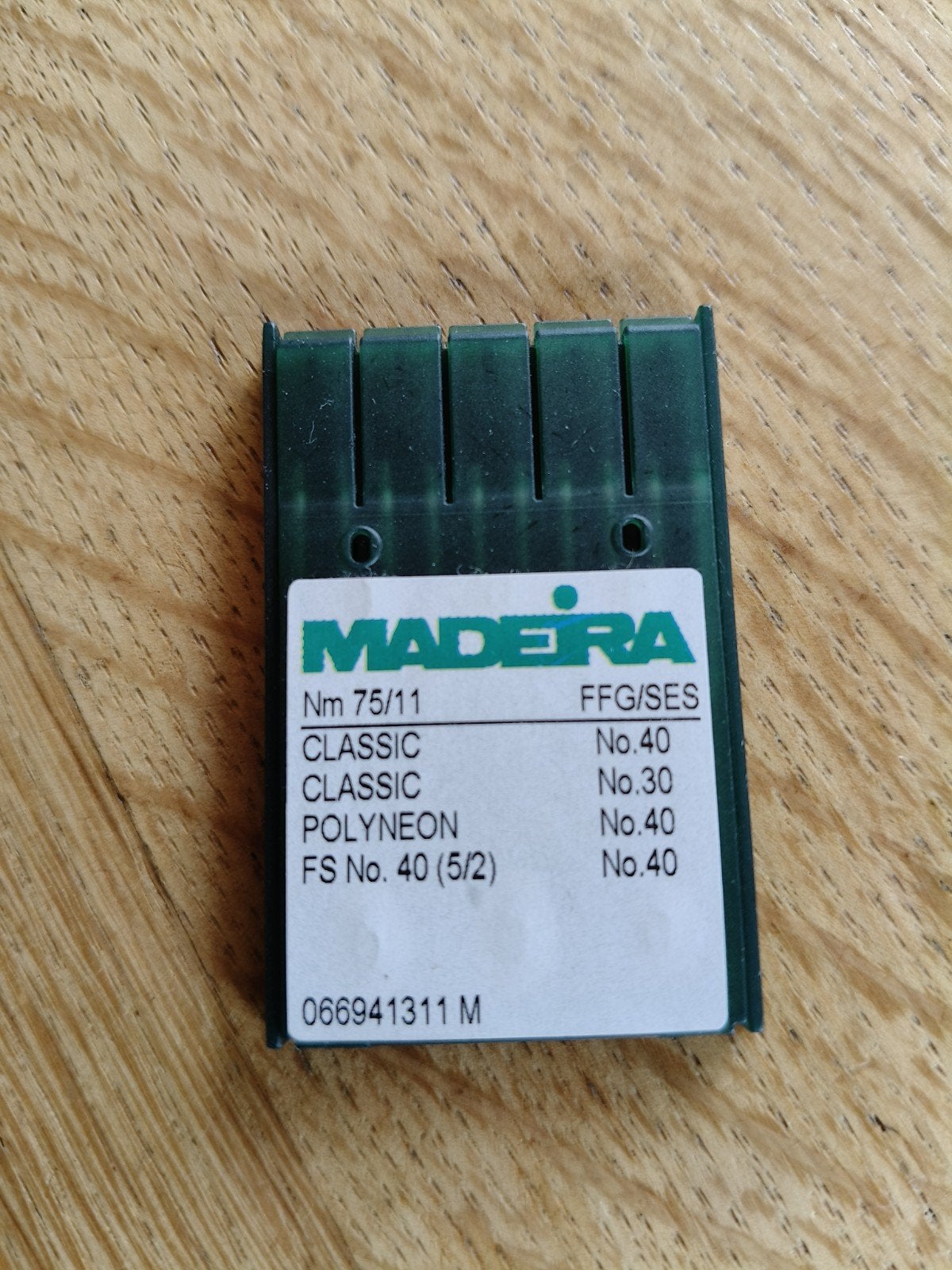 10x Madeira (Groz-Beckert) FFG/SES Borduurnaalden Mt 75/11, Hobby en Vrije tijd, Borduren en Borduurmachines, Ophalen of Verzenden