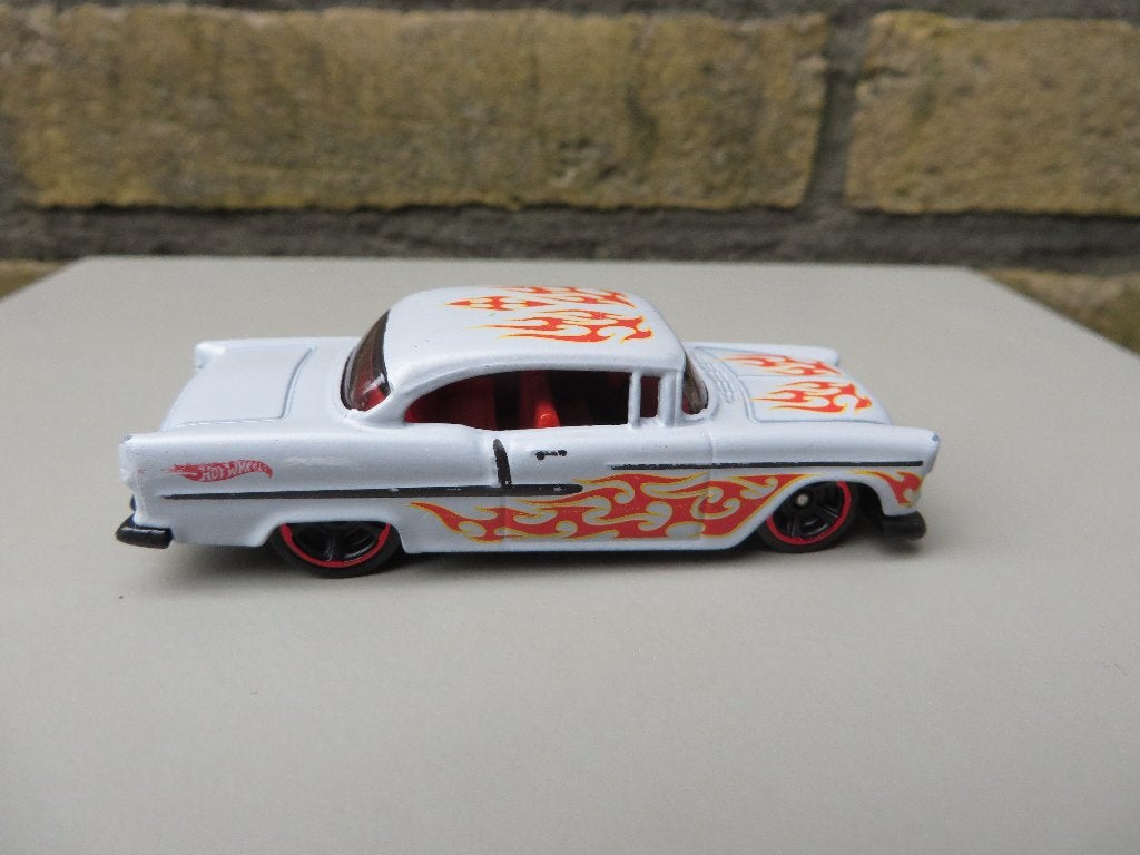 Hotwheels 19555 Chevy Lowrider, Ophalen of Verzenden, Gebruikt, Auto