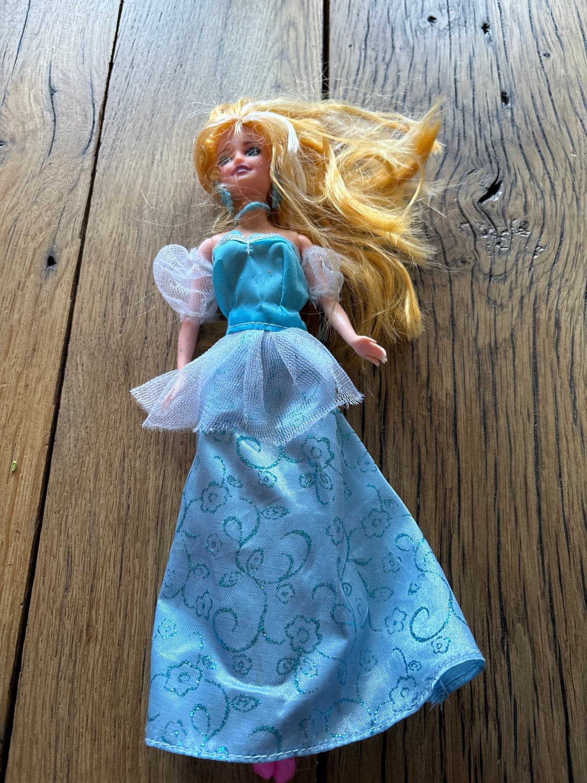 Barbie pop in blauwe jurk, Ophalen of Verzenden, Gebruikt, Barbie