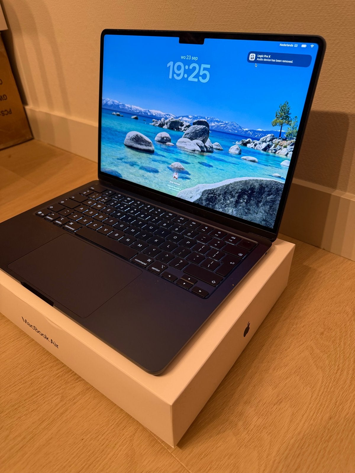 MacBook Air 13 inch 2025 M4 - 16GB RAM / 256GB SSD, Computers en Software, Ophalen, 256 GB, Qwerty, 13 inch