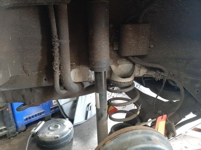 Schokdemperpoot rechts-achter van een Chevrolet Aveo, Gebruikt, -, Ophalen of Verzenden, -