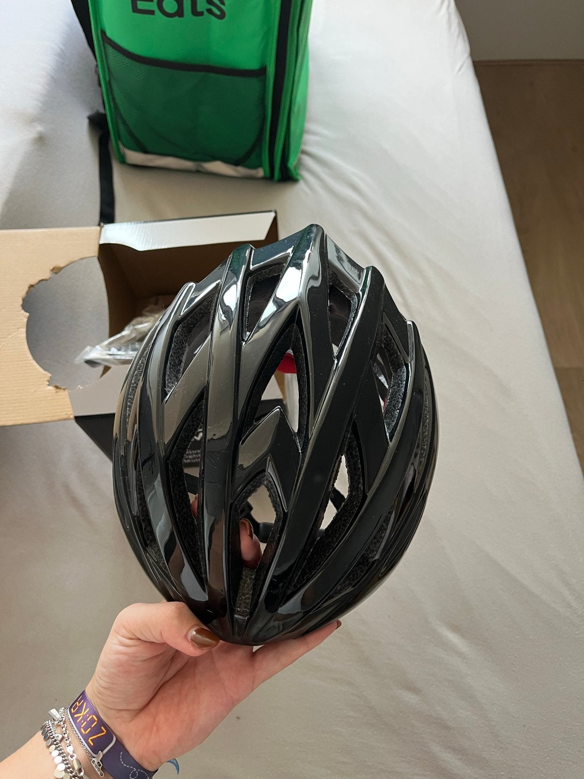 Zwarte fietshelm - verstelbaar en lichtgewicht, Fietsen en Brommers, Ophalen, Nieuw, Overige maten, Heer of Dame