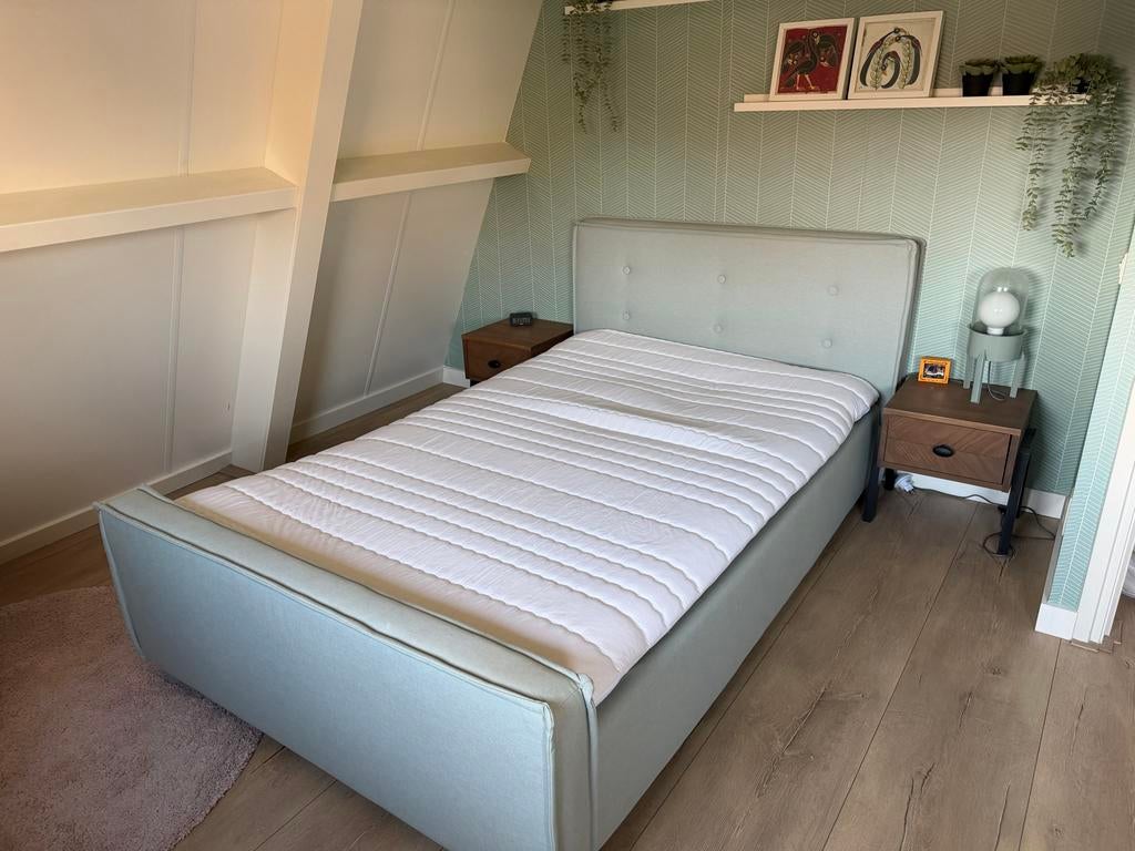 Complete tienerkamer: bed, kledingkast en bureau, Ophalen of Verzenden, Zo goed als nieuw, Meisje