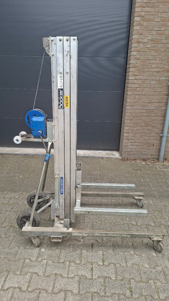 Bocker LCM  Alu-Lift platenlift Materiaallift montagelift, Ophalen, ., Zo goed als nieuw, .