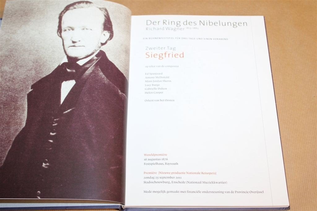 Siegfried — Ring des Nibelungen — Wagner Programmaboek 2011, Ophalen of Verzenden, Zo goed als nieuw, Artiest