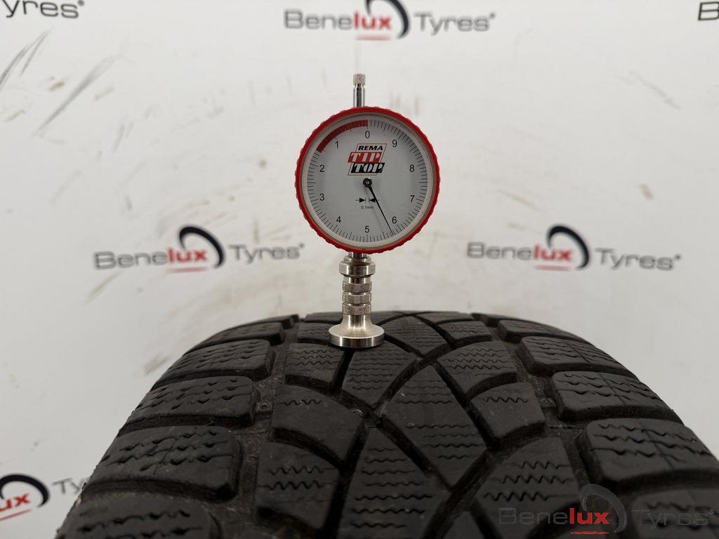winter 235/40R19 96V Dunlop m+s 235/40 R19 235/40/19 2354019, Auto-onderdelen, Banden en Velgen, 19 inch, Gebruikt, -, -