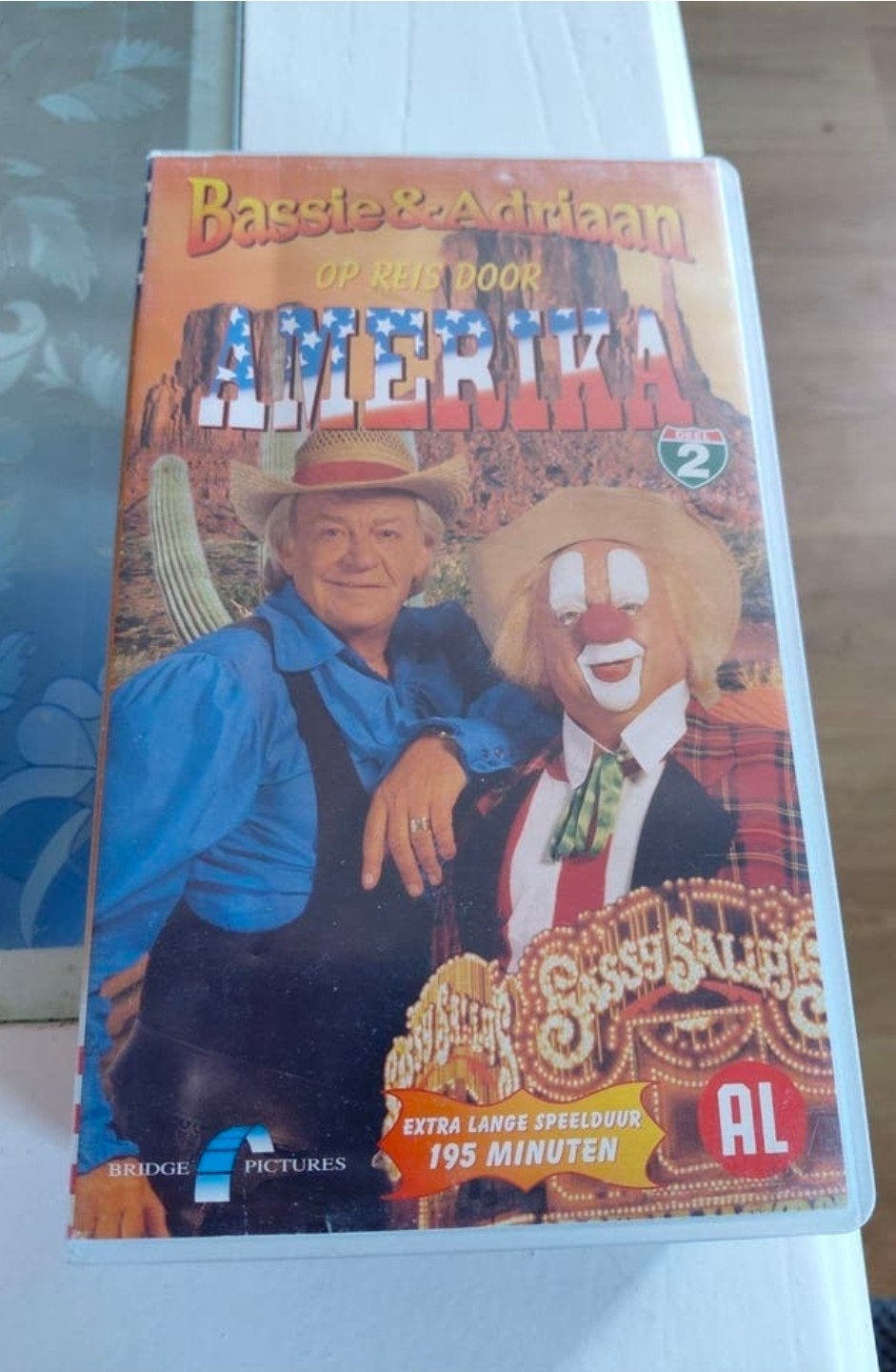 Bassie en Adriaan op zoek in Amerika deel 2 dubbelbox, Cd's en Dvd's, VHS | Kinderen en Jeugd, Boxset, Gebruikt, Serie, Ophalen of Verzenden