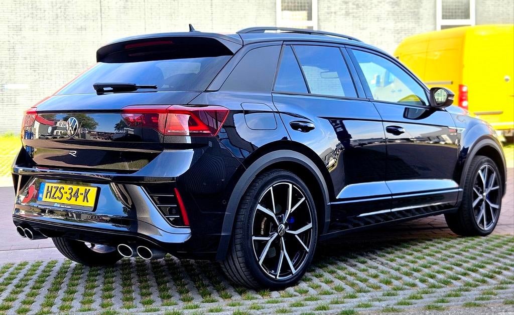 Volkswagen T-Roc 2.0 TSI 300pk 4Motion 7-DSG 2024 Pano, Auto's, Automaat, 4 cilinders, 1984 cc, Zwart