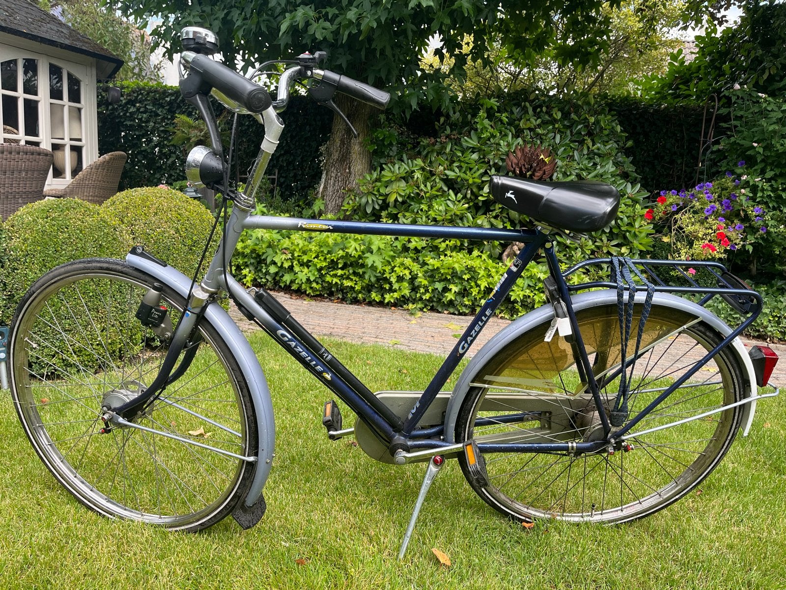 Gazelle fiets met 5 versnellingen, pomp en dynamoverlichting, Ophalen, Velgrem, Versnellingen, Gazelle