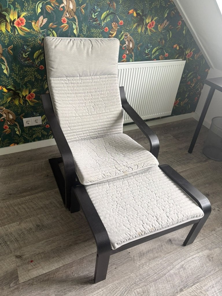IKEA Poäng fauteuil met voetenbank, Huis en Inrichting, Ophalen, Hout, Gebruikt, 75 tot 100 cm