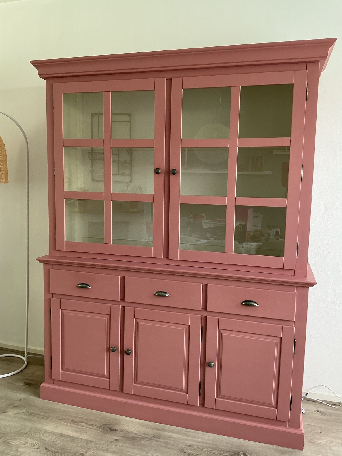 Roze vitrinekast - Cinnamon Pink - 155x200x50 cm, Ophalen, Gebruikt, 200 cm of meer, 150 tot 200 cm
