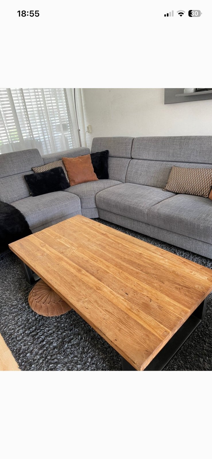 Salontafel van teakhout en metalen onderstel, Huis en Inrichting, Ophalen, Gebruikt, 100 tot 150 cm, Teakhout