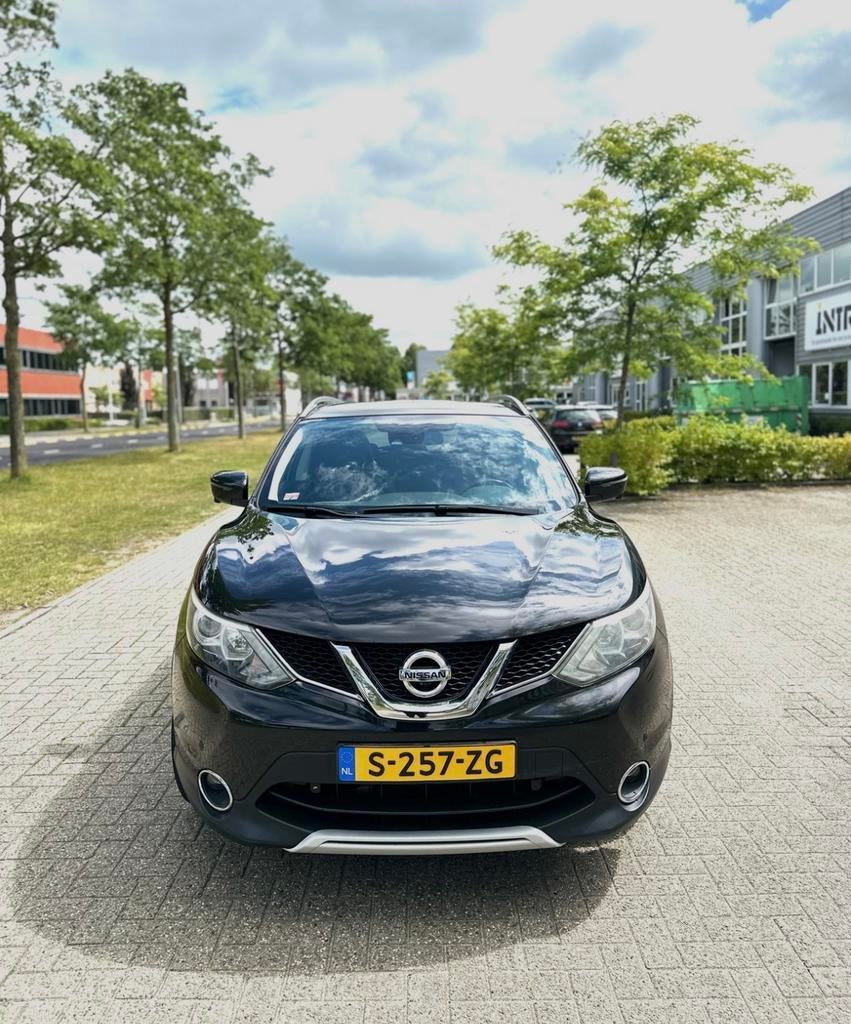 Nissan qashqai Zwart 1.2 full option| panorama | stoelver, Auto's, Zwart, 14 km/l, 115 pk, Particulier