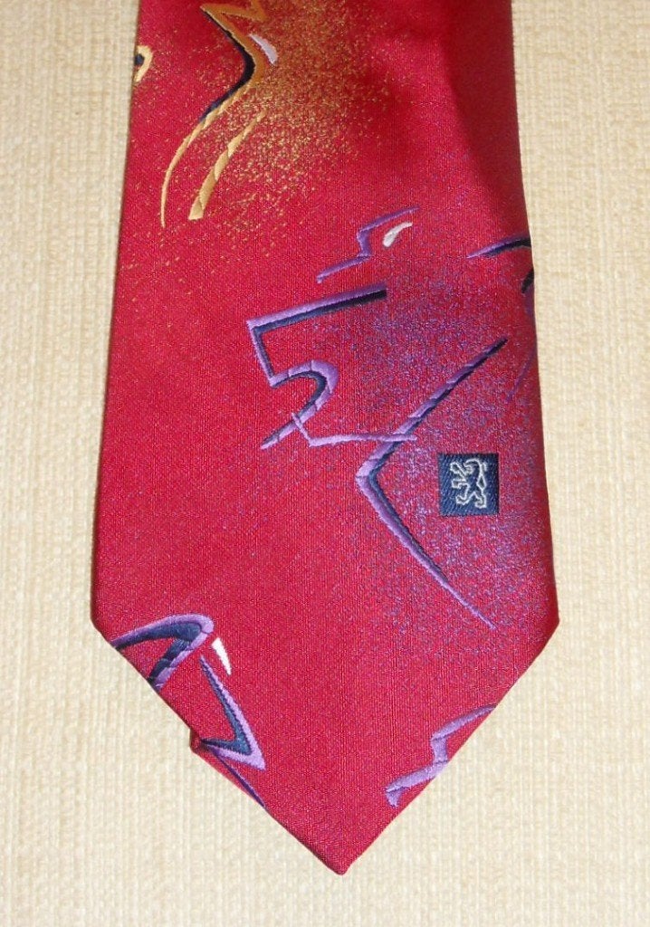 Peugeot auto stropdas rood gestileerde leeuwen design, Ophalen of Verzenden, Nieuw, Rood