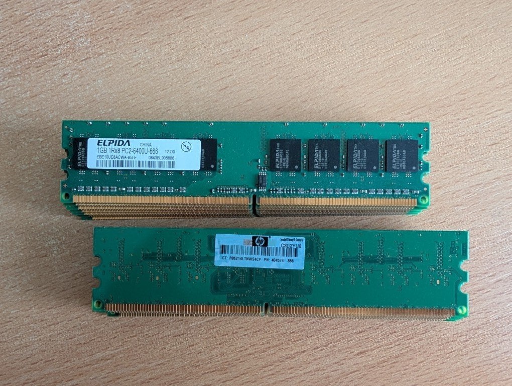 HP geheugen modules 1GB DDR2 PC2-6400, Computers en Software, RAM geheugen, Ophalen of Verzenden, DDR2, Desktop, Gebruikt