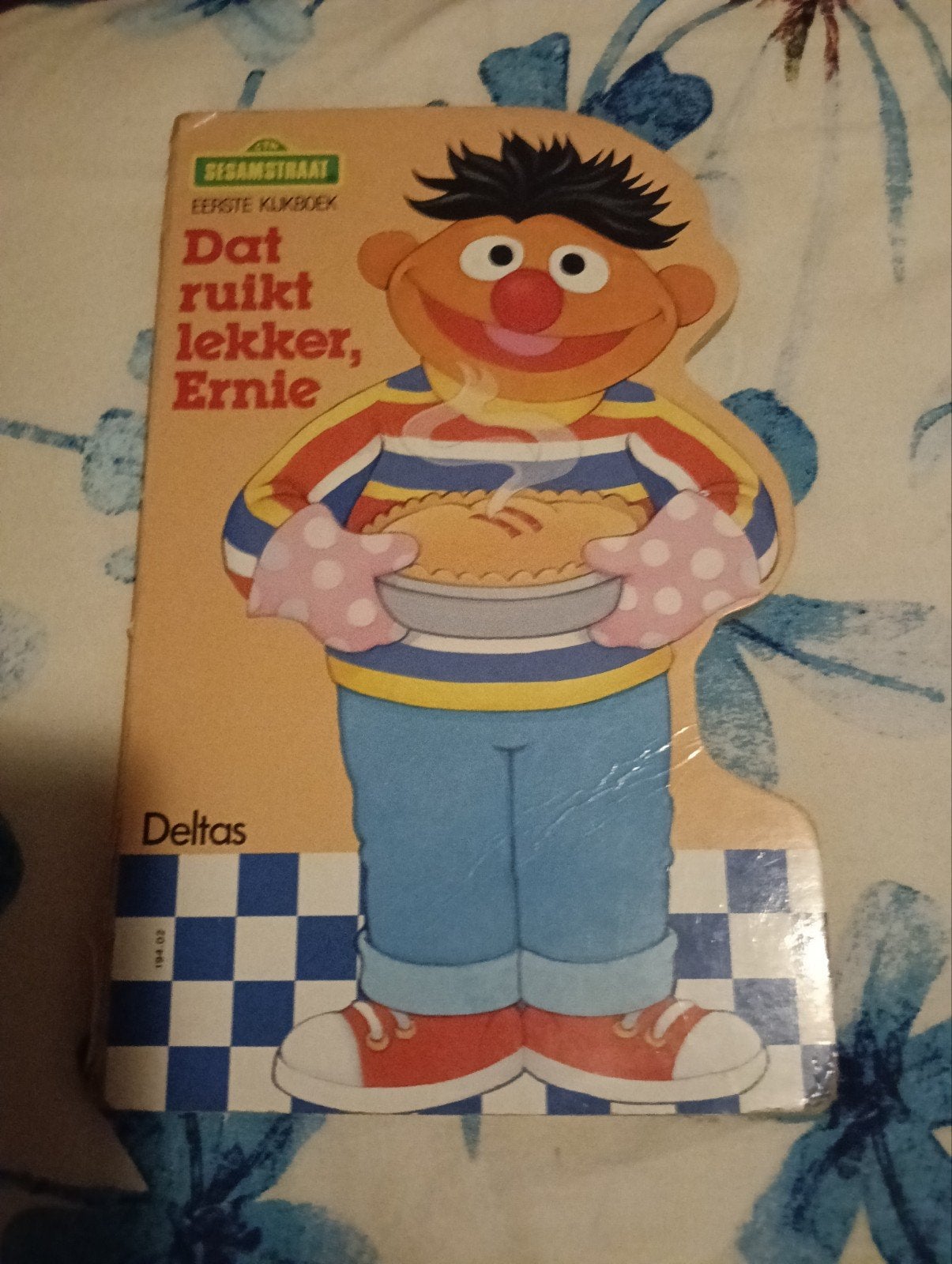 Sesamstraats eerste kykboek ruikt lekker ernie, Ophalen of Verzenden, Gelezen