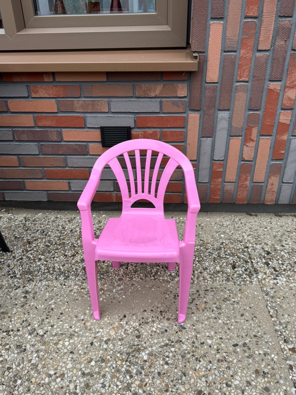 Gratis - roze kinderstoeltje, Ophalen, Gebruikt