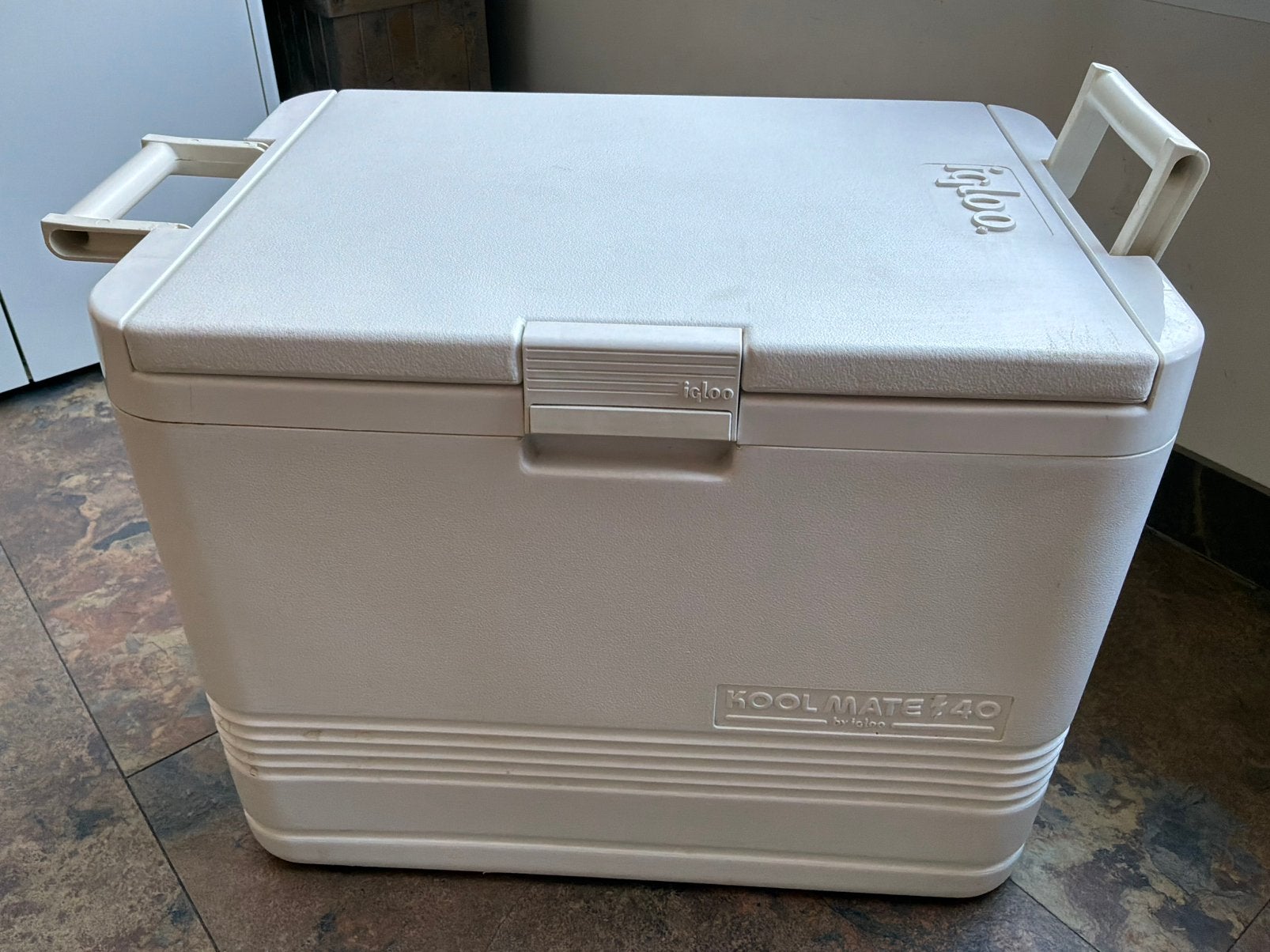 Igloo koelbox Koelt en Verwarmt ., Caravans en Kamperen, Koelboxen, Ophalen, Gebruikt, Koelbox, Elektrisch