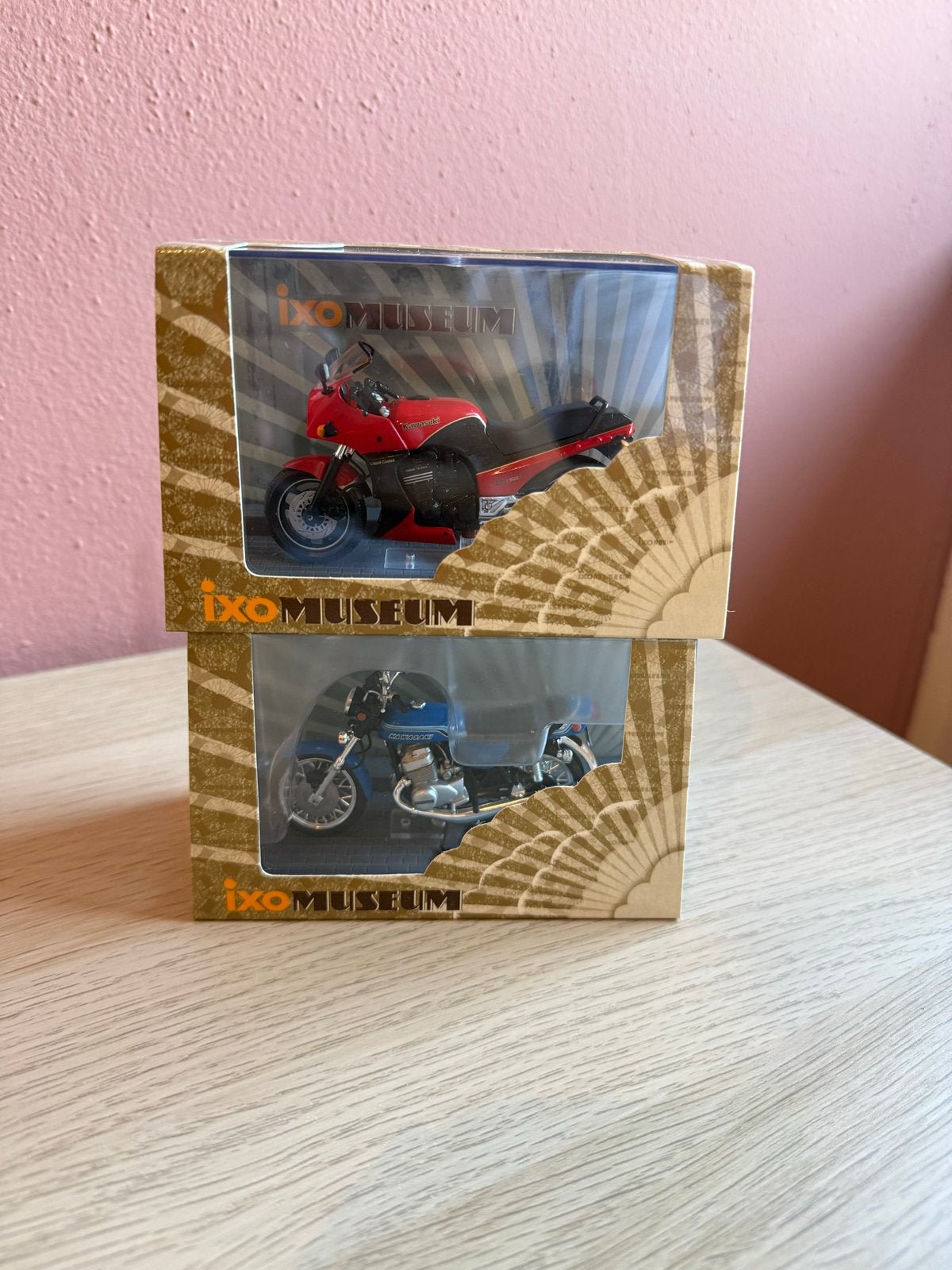 Kawasaki GPZ 900R Ninja & Mach III schaalmodel, Ophalen of Verzenden, Nieuw, Overige typen, Overige merken
