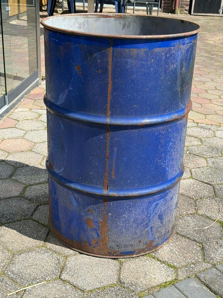 Blauw metalen vat vuurton olievat, Ophalen of Verzenden, Gebruikt