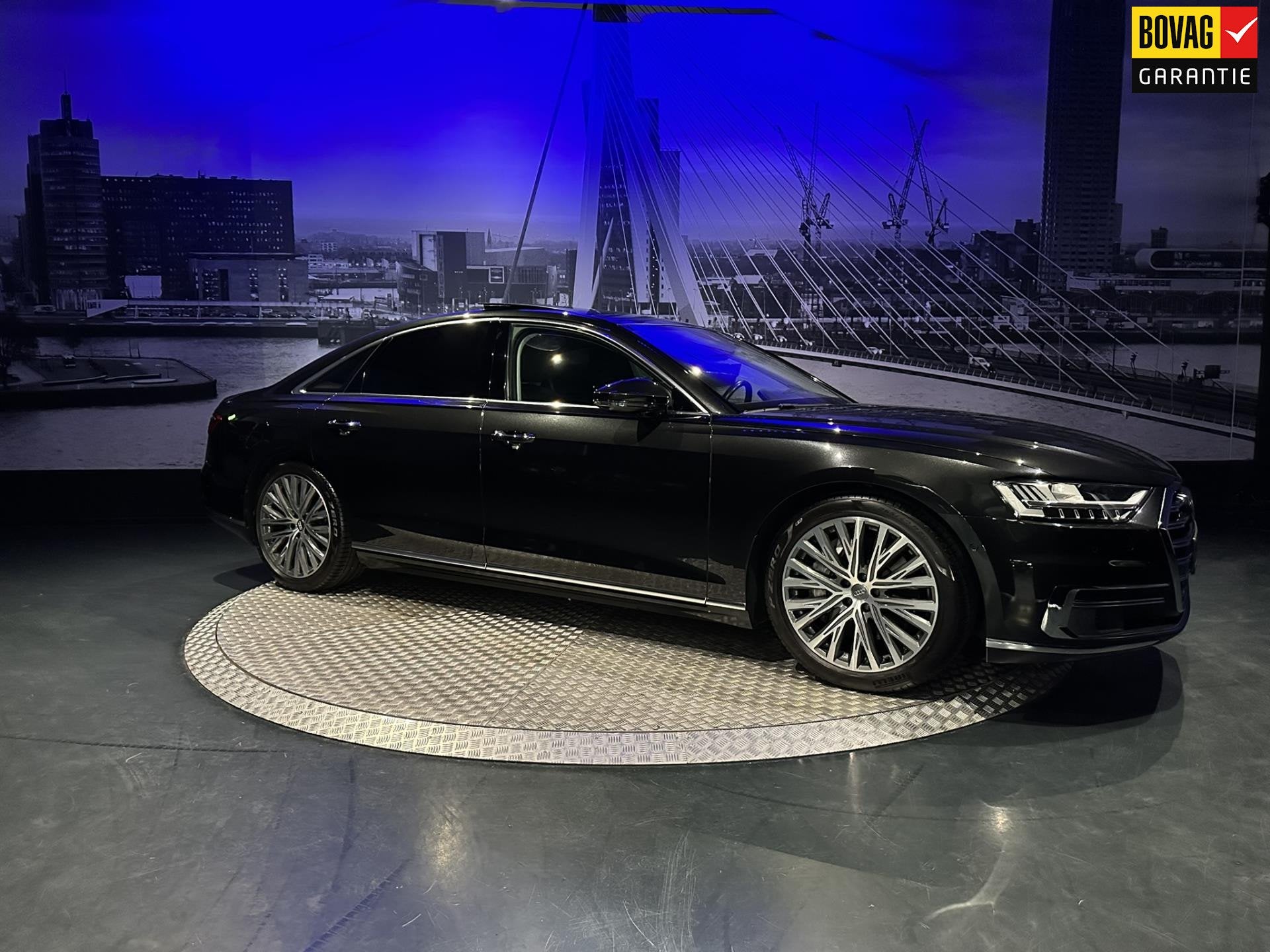 Audi A8 55 TFSI quattro Pro Line Plus *NL-auto*B&O*360camera, Dealer onderhouden, Gebruikt, Euro 6, 2995 cc