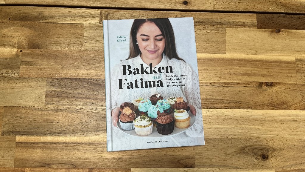 Bakken met Fatima – Fatima El Irari – Hardcover, Boeken, Ophalen of Verzenden, Zo goed als nieuw, Fatima El Irari, Nederland en België