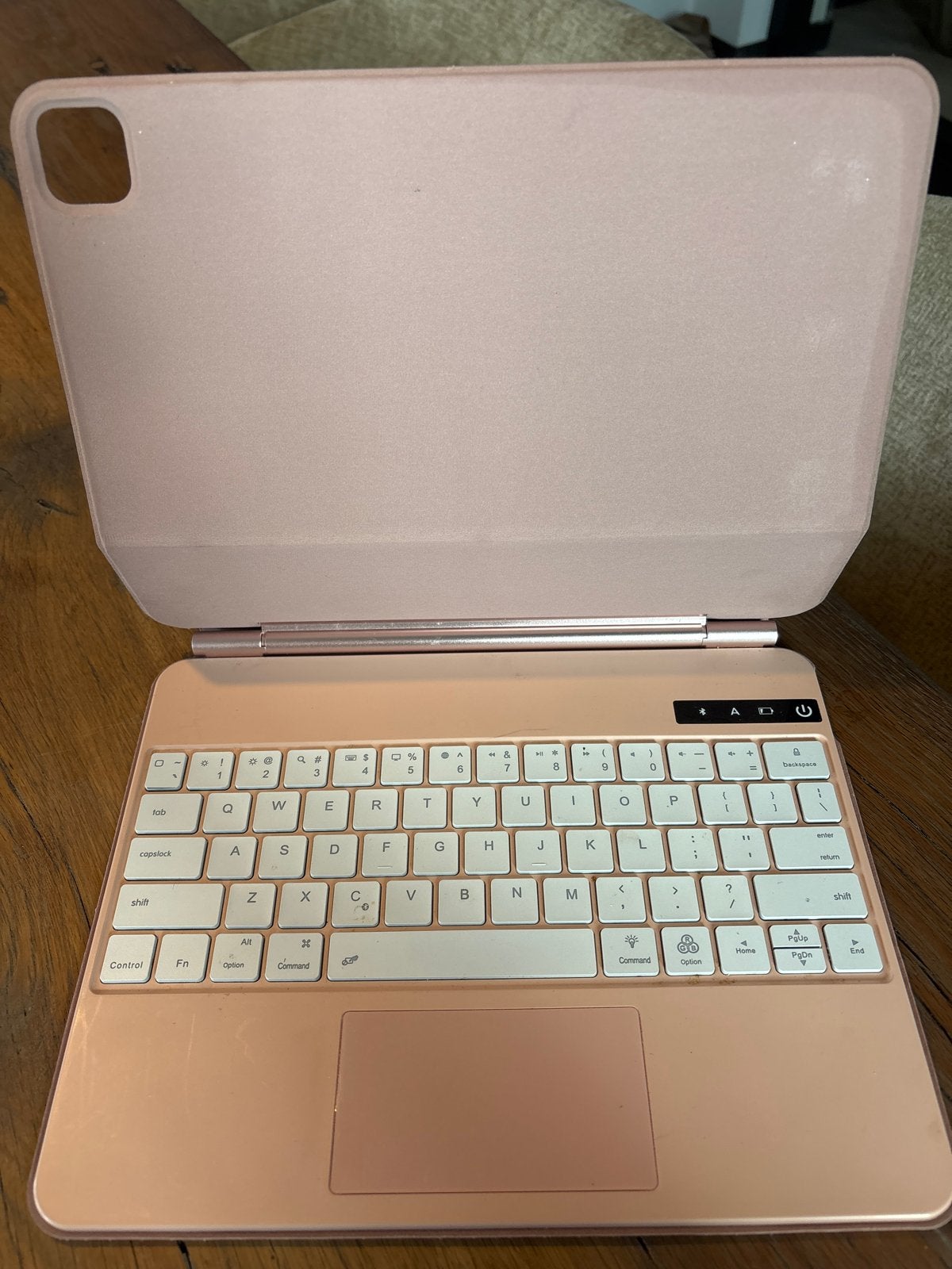 13’’ inch Roze iPad airhoes met toetsenbord en trackpad, Rose Goud, Apple iPad Air, Ophalen of Verzenden, Gebruikt