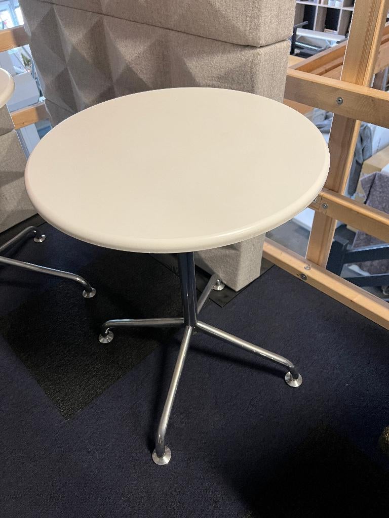 Koffietafel / Salontafel / Eettafel diameter 54xH73 cm,2 st