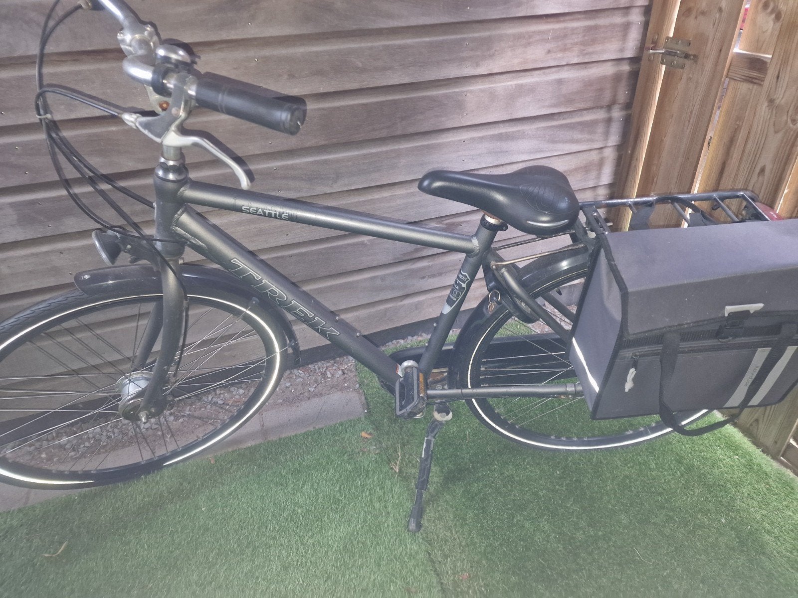 Trek Seattle damesfiets met versnellingen en fietstassen, Overige merken, Gebruikt, Velgrem, Versnellingen
