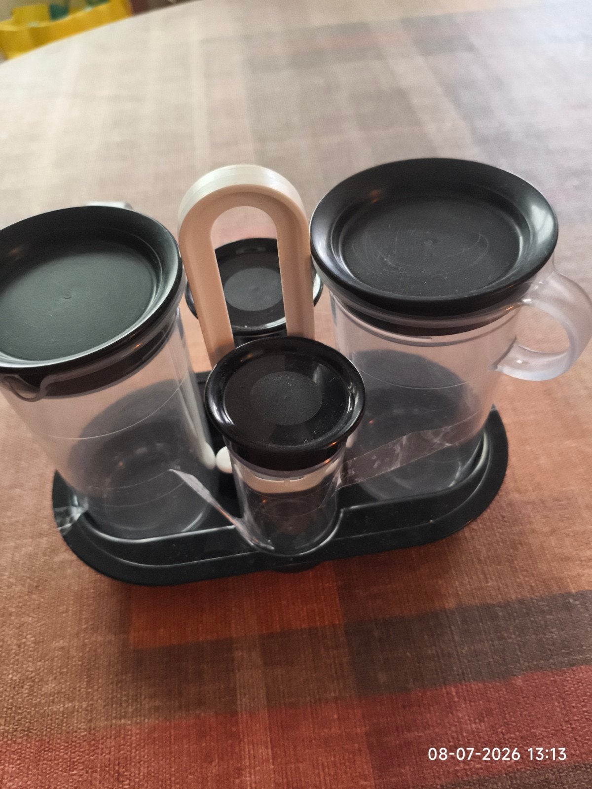 Tupperware melk, suiker en olie en azijn set op plateau kleu, Kunststof, Ophalen of Verzenden, Zwart, Overige typen