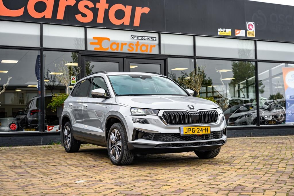 Skoda KAROQ 1.5 TSI ACT Business Edition|Car-Play|Cruise|Led, Stof, Euro 6, 4 cilinders, 1317 kg