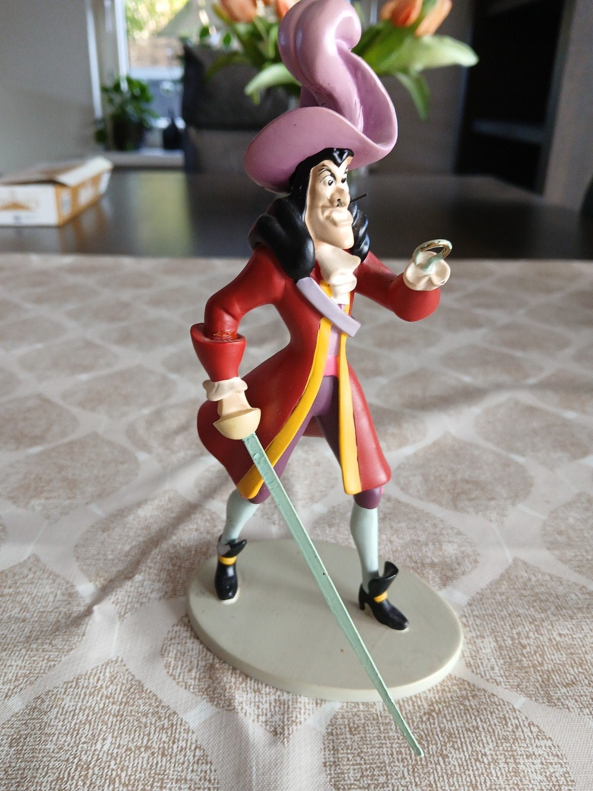 Disney Kapitein Haak Beeldje - 18cm hoog, Ophalen of Verzenden, Peter Pan of Pinokkio, Gebruikt, Beeldje of Figuurtje