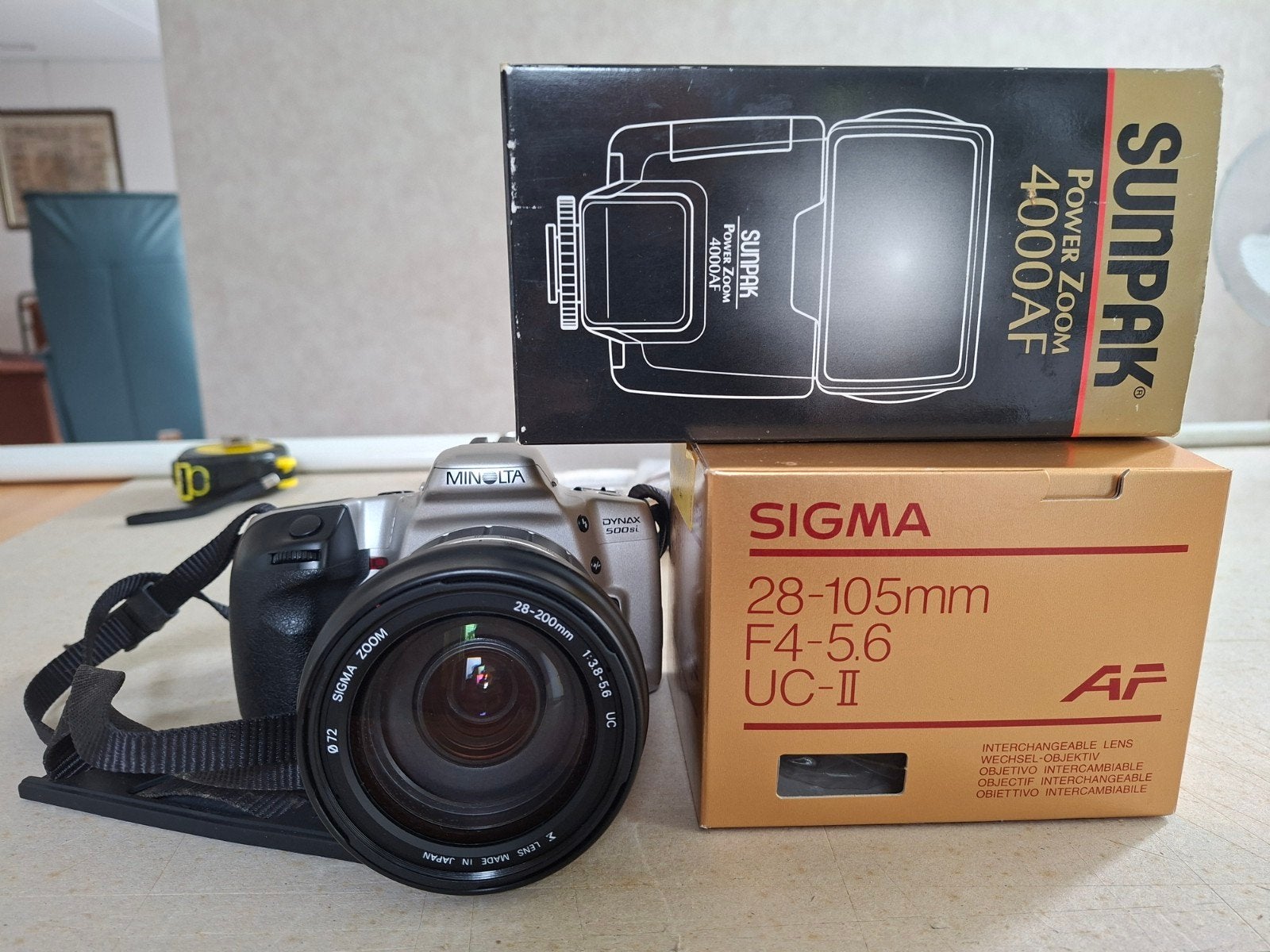 Minolta Dynax 500si + 2 x zoomlens + flitser, Ophalen of Verzenden, Gebruikt, Spiegelreflex, Minolta