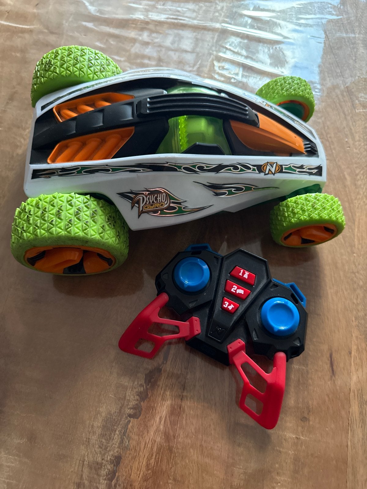 Nikko RC Psycho Gyro Afstandsbestuurbare Auto, Hobby en Vrije tijd, Gebruikt, Auto offroad, RTR (Ready to Run), Overige schalen