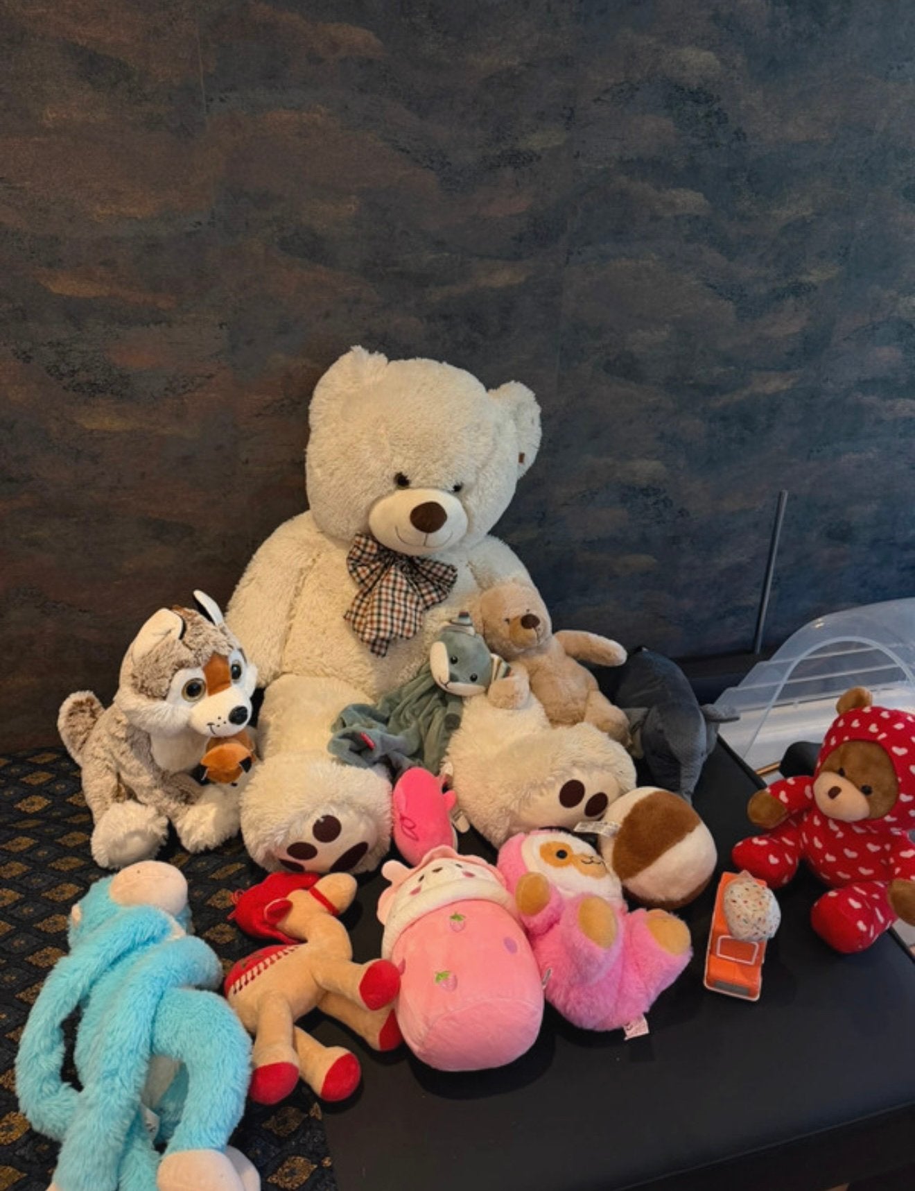 mix van knuffels, Verzamelen, Beren en Cherished Teddies, Ophalen of Verzenden, Zo goed als nieuw, Stoffen beer, Overige merken