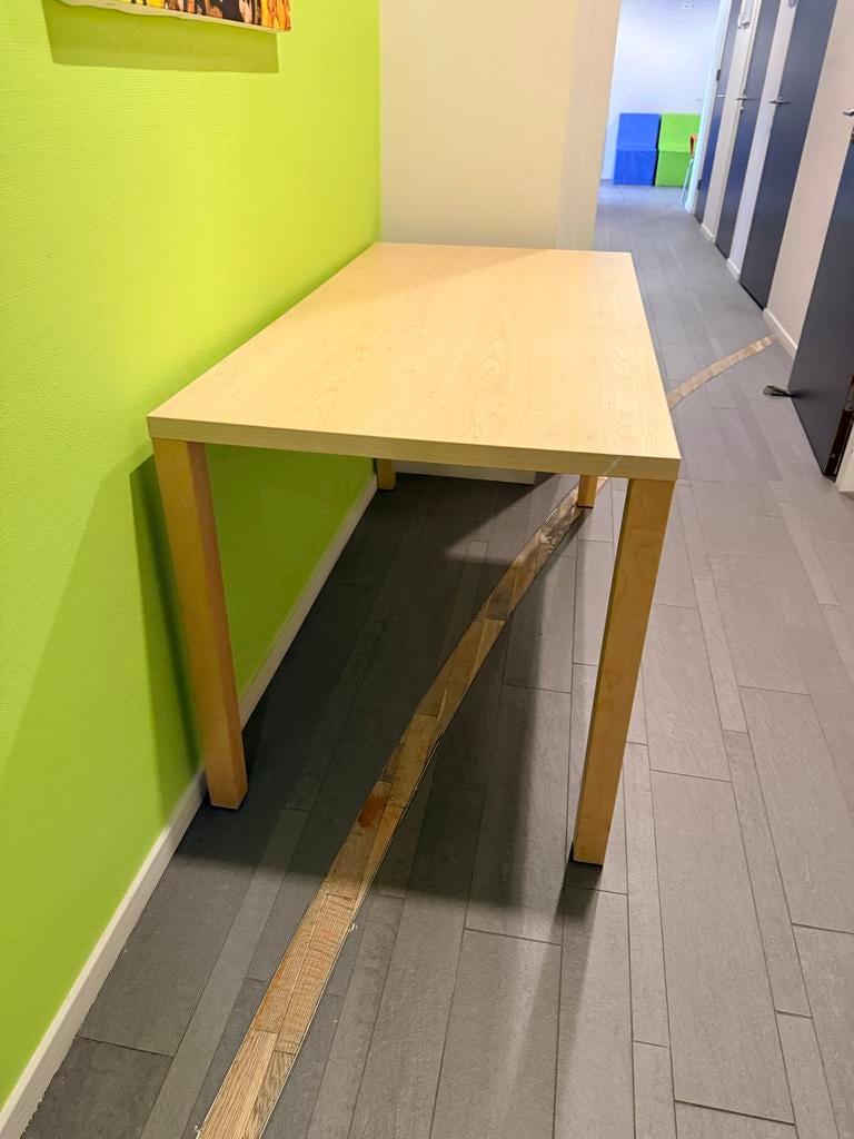 Mooie, lichte tafel - ideaal als bureau of eettafel, Ophalen, Zo goed als nieuw, Rechthoekig