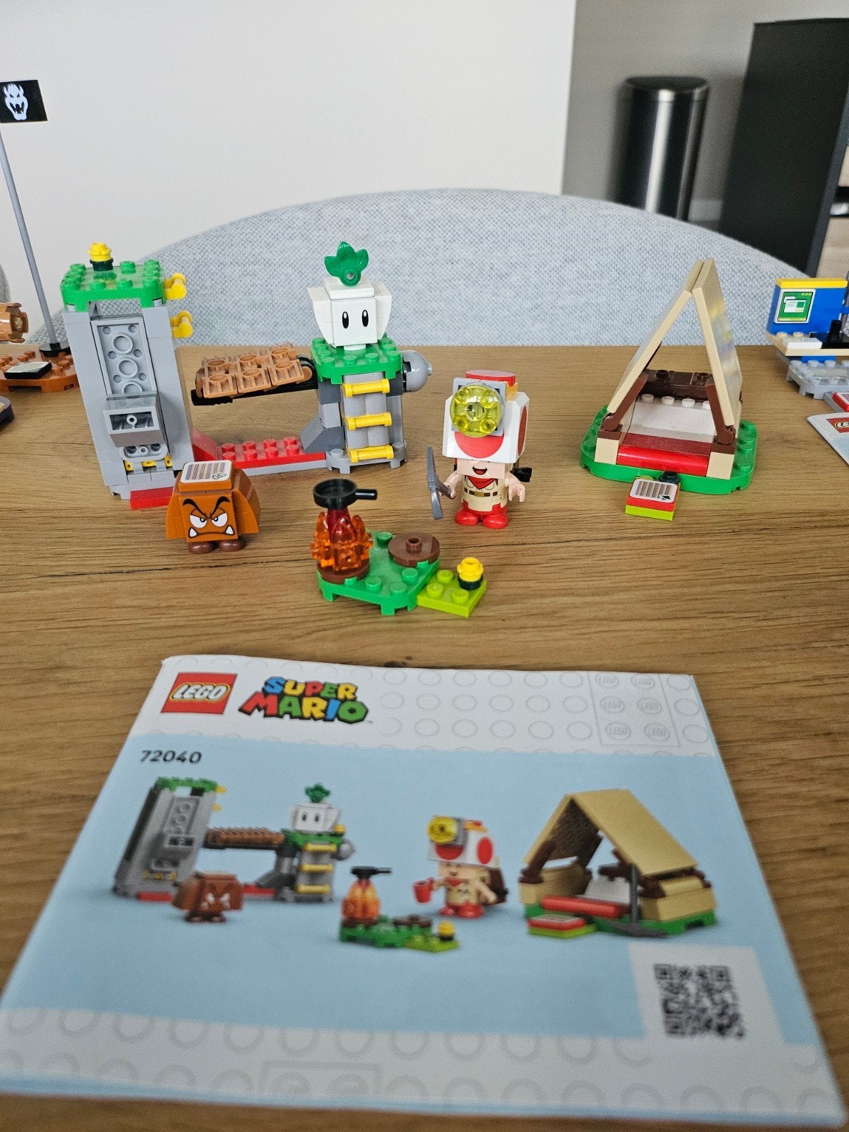 LEGO Super Mario 72040 - Toad-baas kampeerplaats, Ophalen of Verzenden, Zo goed als nieuw, Overige merken