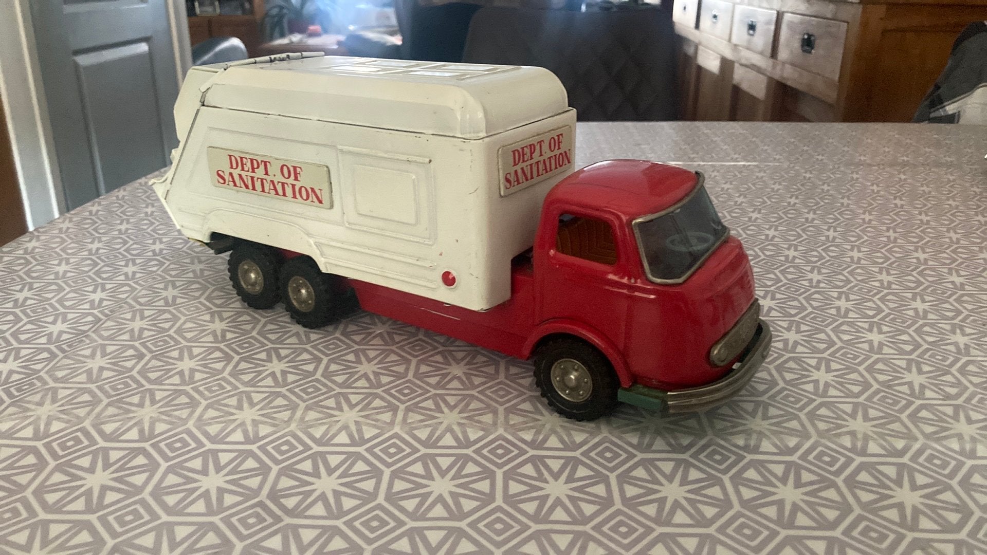 Blikken mercedes vuilnis auto 28 cm lang, Antiek en Kunst, Antiek | Speelgoed, Ophalen of Verzenden