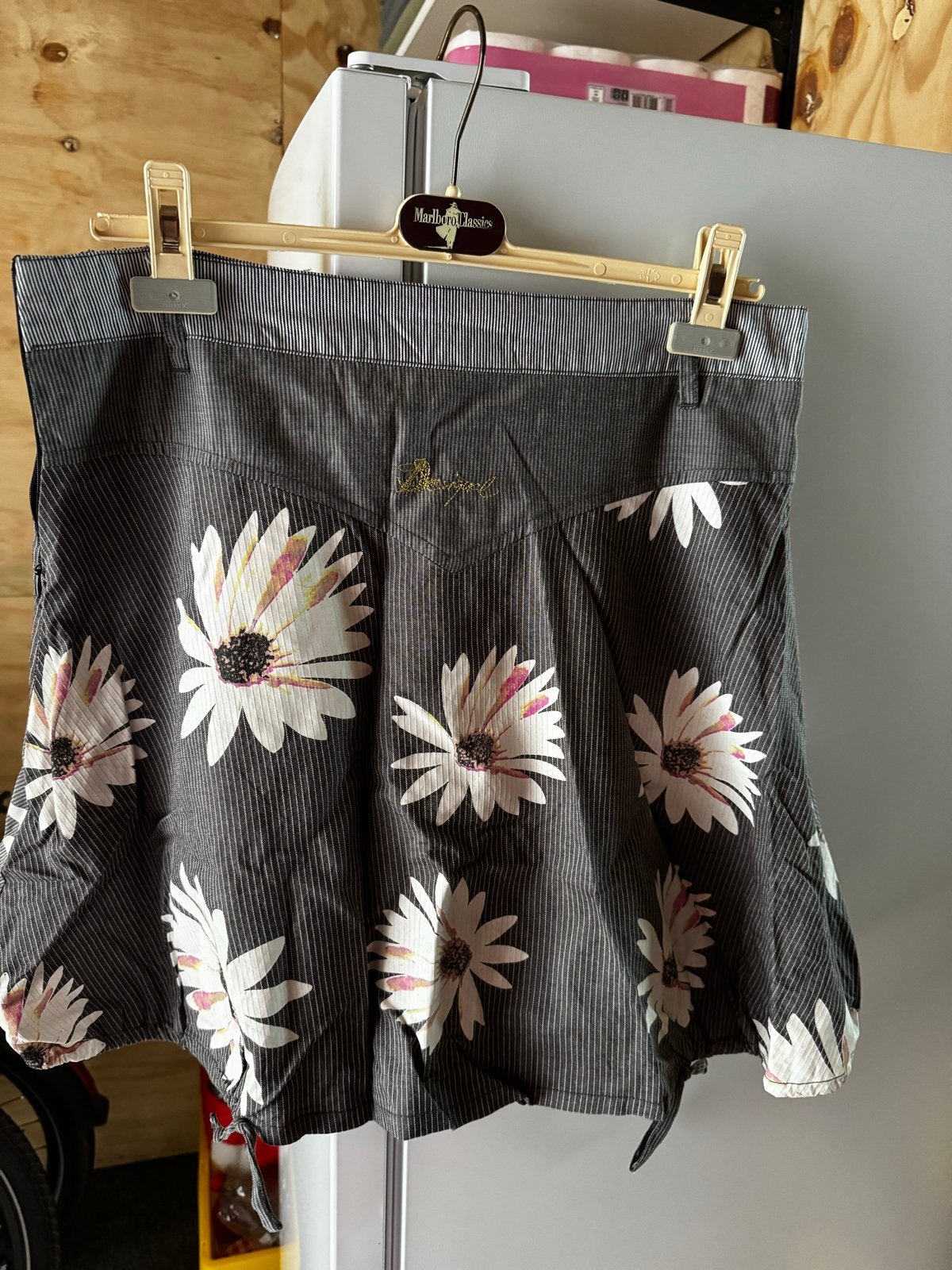 Desigual rok met bloemenprint - Maat 42 (L), Maat 42/44 (L), Ophalen of Verzenden, Grijs, Gedragen
