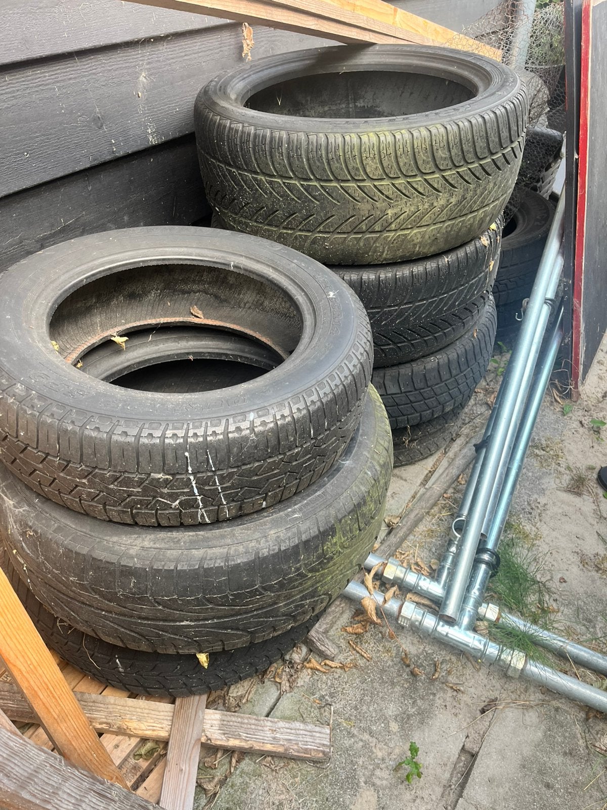 autobanden 9 stuks ( oud ), Ophalen, Gebruikt