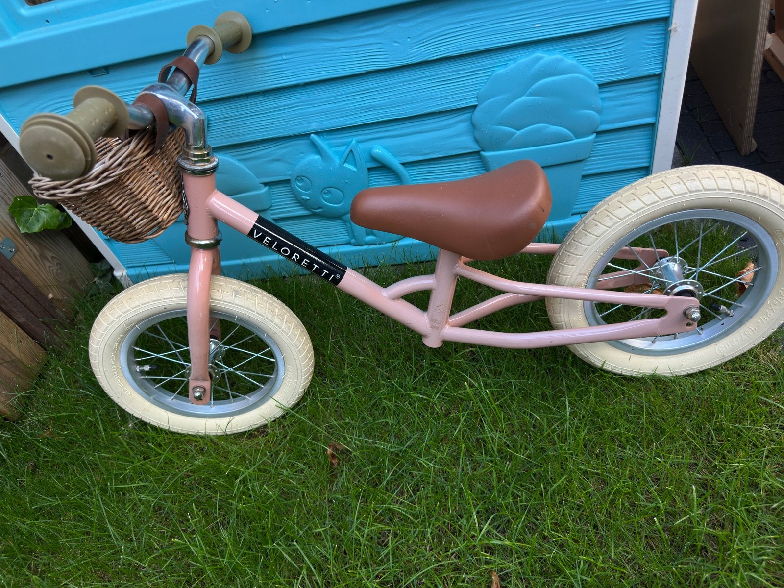 Veloretti loopfiets roze met mandje, Ophalen, Gebruikt, Minder dan 16 inch