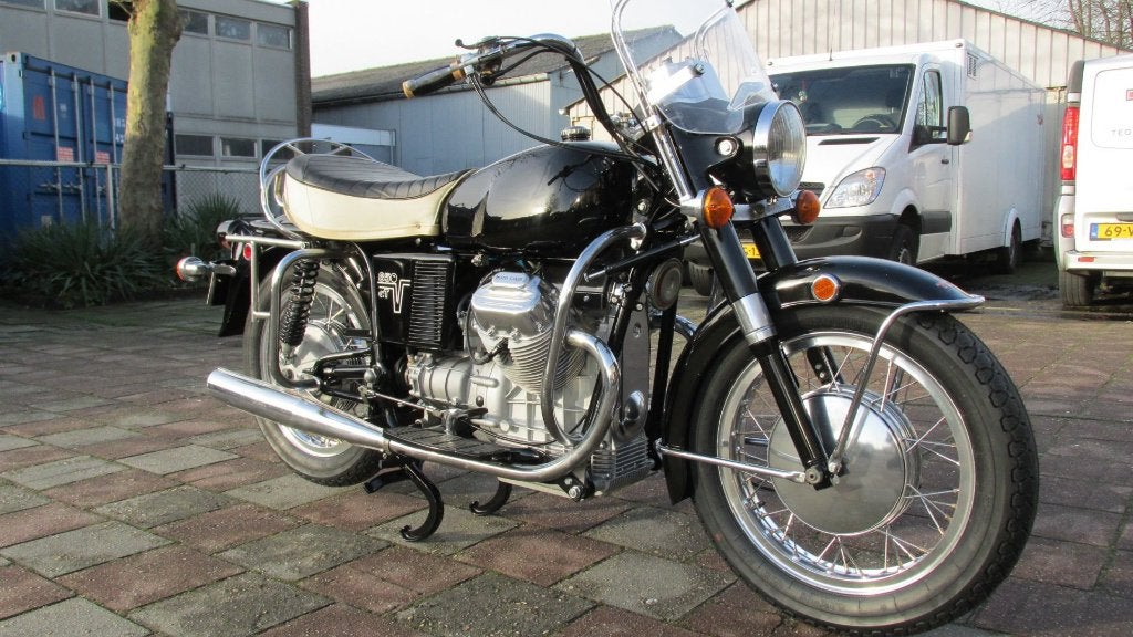Mooie Moto Guzzi V7 850 GT, Cardan-aandrijving, 2 cilinders, Gebruikt, Particulier