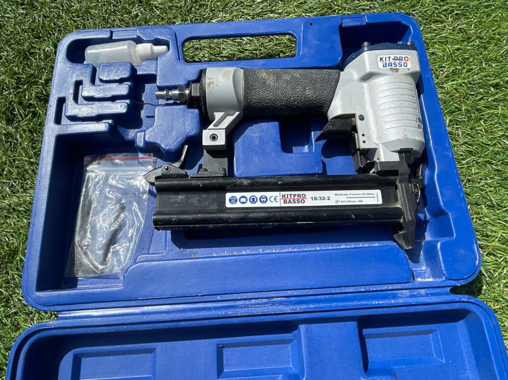 KITPRO BASSO 18/32-2 tacker in koffer, Ophalen, Gebruikt