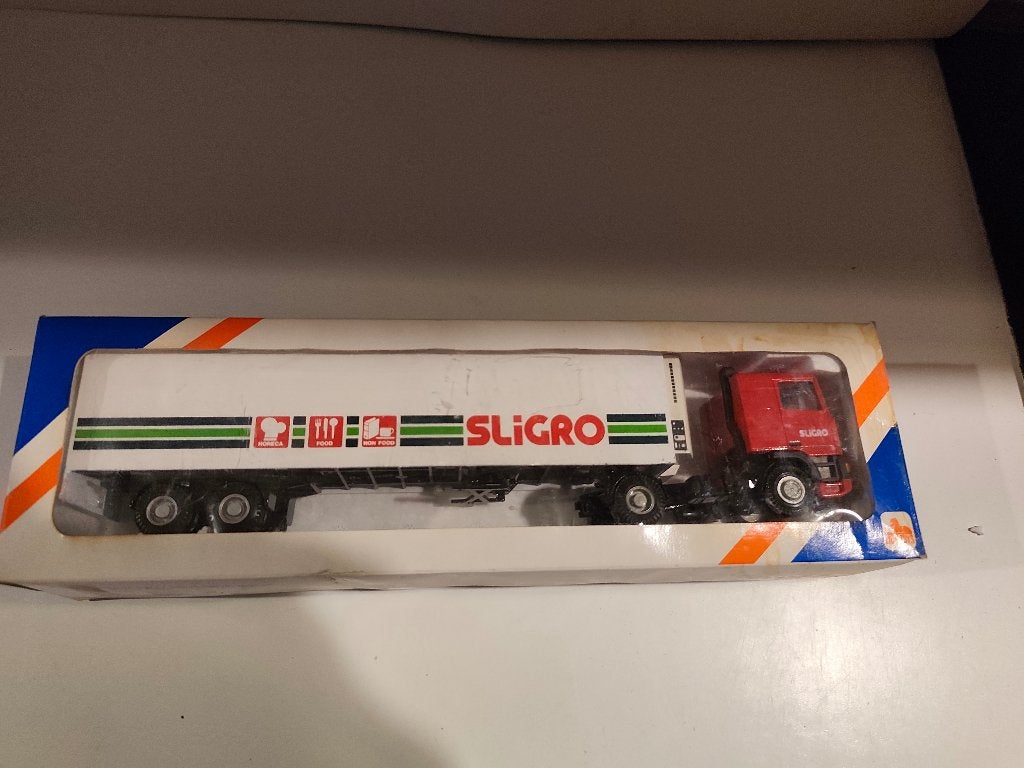 Metalen Daf Sligro vrachtwagen modelauto, Ophalen, Zo goed als nieuw, Bus of Vrachtwagen