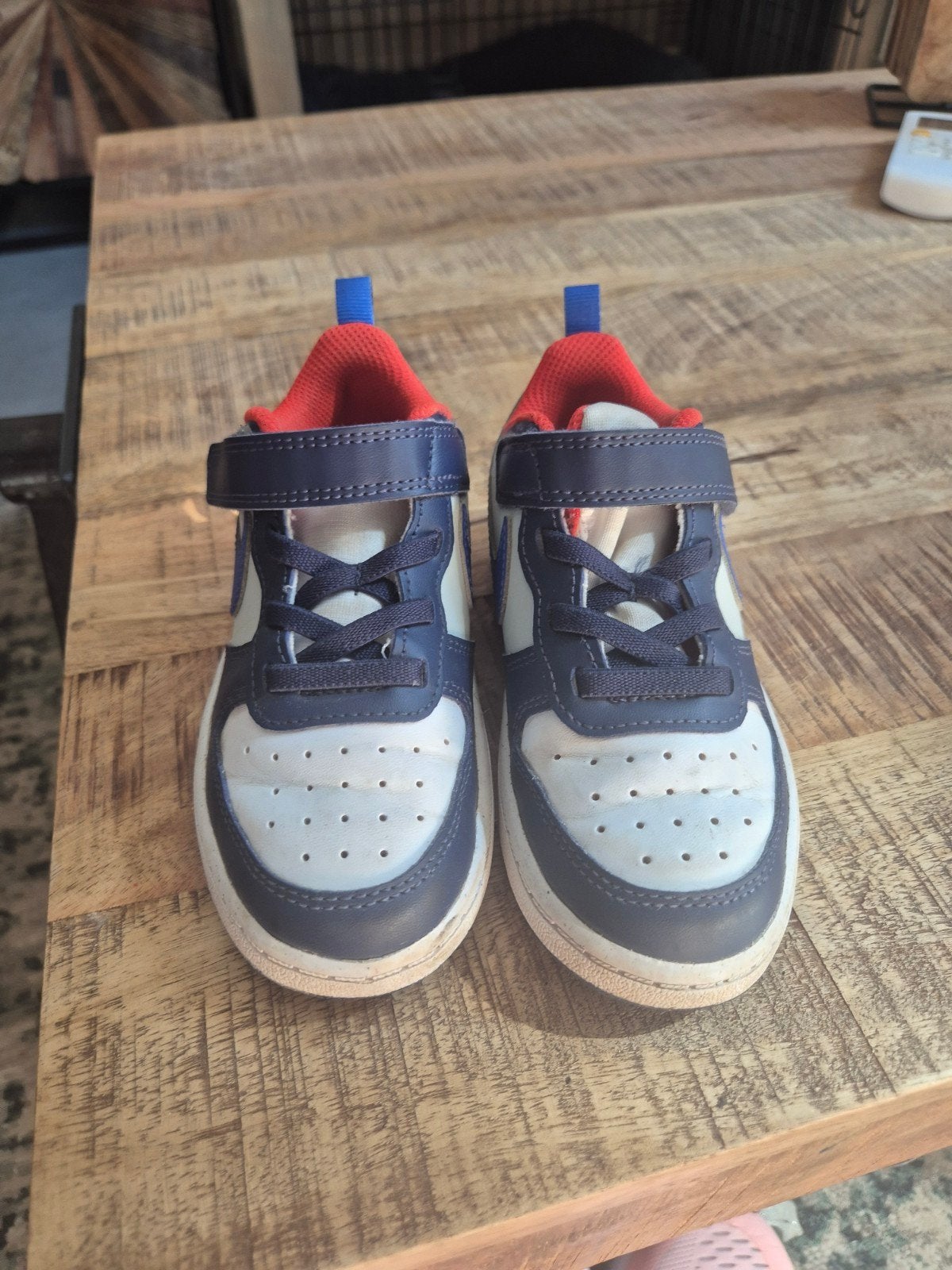 Leuke kinder nike schoenen maat 26, Ophalen of Verzenden, Zo goed als nieuw, Jongen, Sportschoenen