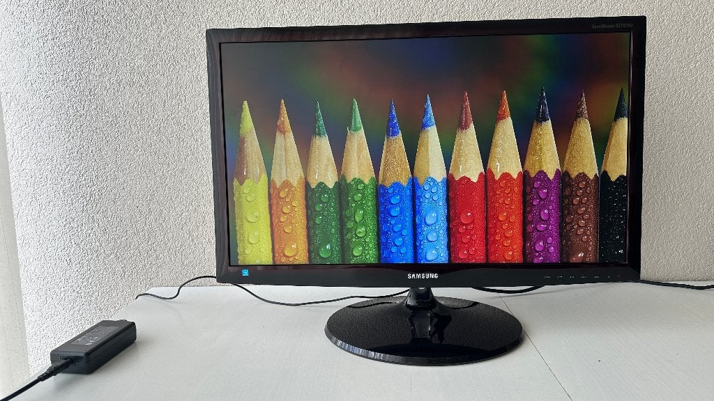 Samsung SyncMaster S27B350H 27 inch LED monitor, Kantelbaar, HDMI, Full HD, Zo goed als nieuw